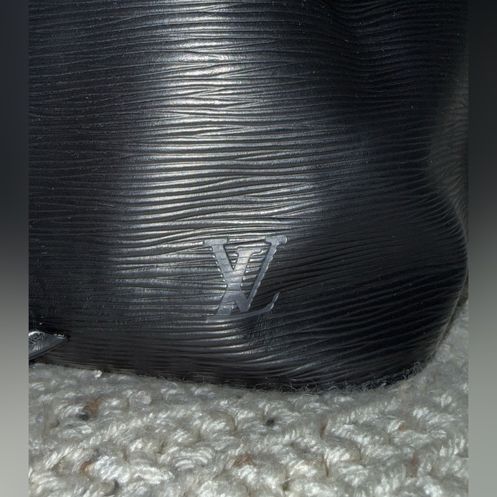 Louis Vuitton Black Epi Noe Bucket Bag - Picture 3 of 16